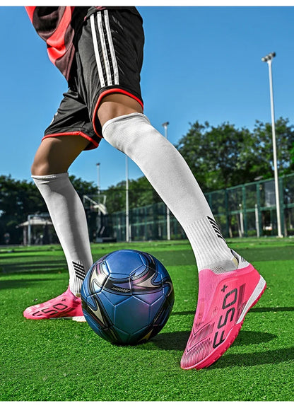 Nouvelles chaussures de football pour hommes, crampons, baskets légères de haute qualité, pour l'entraînement sur gazon, bottes de football très vendues, antidérapantes, mi-hautes, pour l'extérieur.
