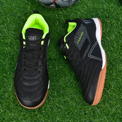 Men's Professional Soccer Cleats Anti-Slip Futsal Training Cleats Wear-Resistant Ultralight Outdoor Indoor Unisex Sneakers