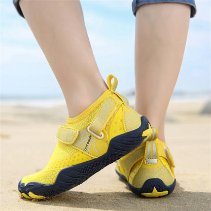 Kids Aqua Shoes Summer Beach Five Fingers Barefoot Water Shoes Swimming Lightweight Non-slip Seaside River Children Sneakers