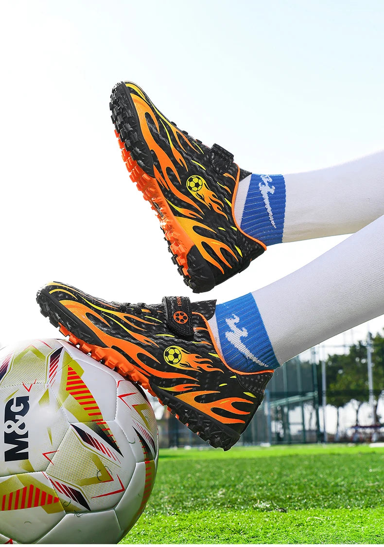 Vaikiški futbolo bateliai Lengvi futbolo sportiniai bateliai Vaikų sportiniai bateliai Lauko neslystantys futsalo bateliai Berniukų ir mergaičių treniruočių bateliai