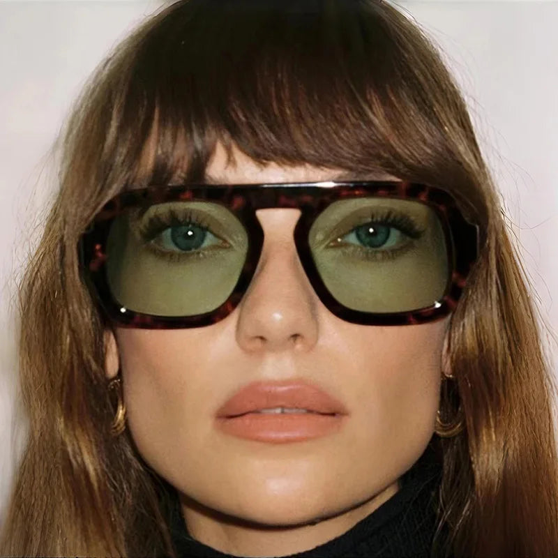Retro Pilot Square Sunglasses Lady Fashion Simple Ins Black Tea Sun Glasses for Women Men Trending Outdoor Casual Shades UV400