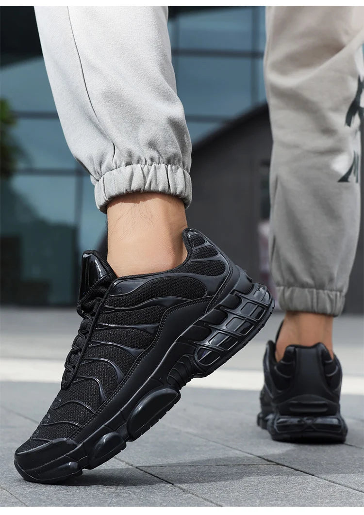 Men's Cushion Sports Shoes Lightweight Breathable Running Shoes Gym Workout Training Walking Comfortable Shock Absorption
