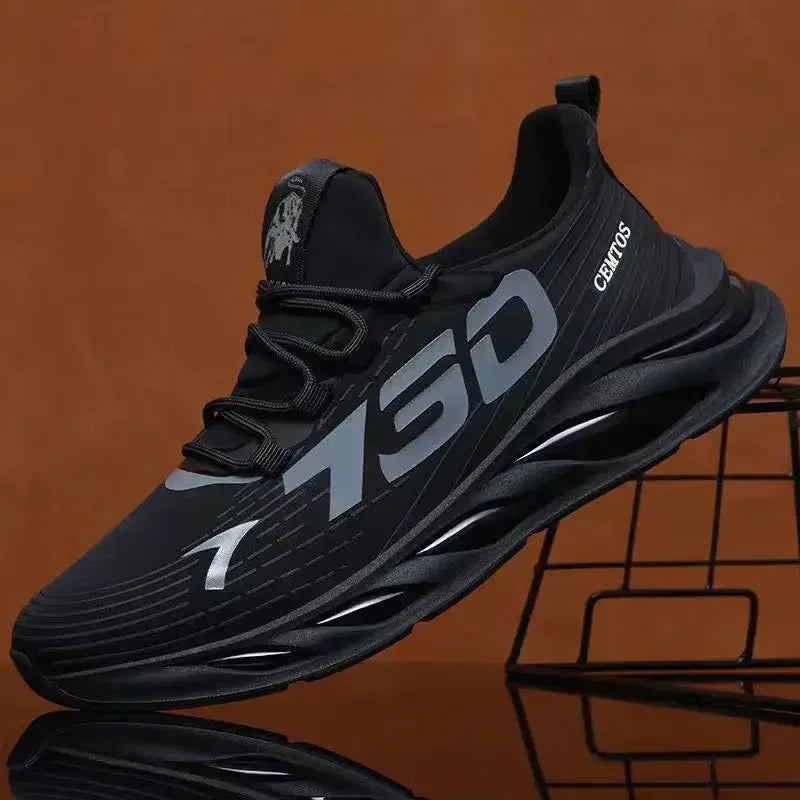 New Summer Mens Breathable Mesh Running Shoes Lightweight Sports Sneakers Trendy Brand