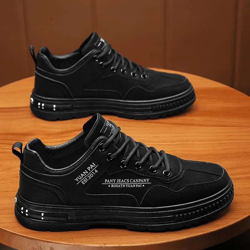 2025 New Fashionable Trendy Men's Casual Sports Shoes Comfortable Versatile