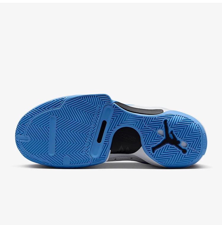 Nike hivatalos, eredeti JORDAN férfi sportos, praktikus, kopásálló edző- és kosárlabdacipő FD2336-104
