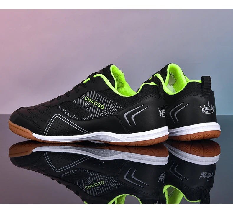 Men's Professional Soccer Cleats Anti-Slip Futsal Training Cleats Wear-Resistant Ultralight Outdoor Indoor Unisex Sneakers