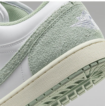 Nike originalni moški športni čevlji Air Jordan 1 Low SE FN5214-131