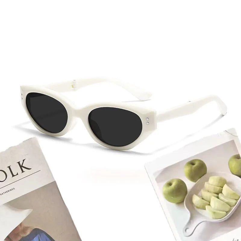 Minimalist Oval Cat-eye Glasses Women's Fashion Outdoor Folding Sunglasses Sun Shading UV Sunscreen Glasses Stylish Accessory
