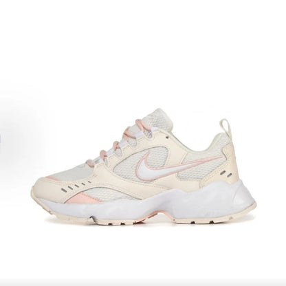 Nike Air Heights: scarpe da corsa per tutti i giorni, ammortizzate, comode e leggere, traspiranti, antiscivolo e resistenti CI0603-102