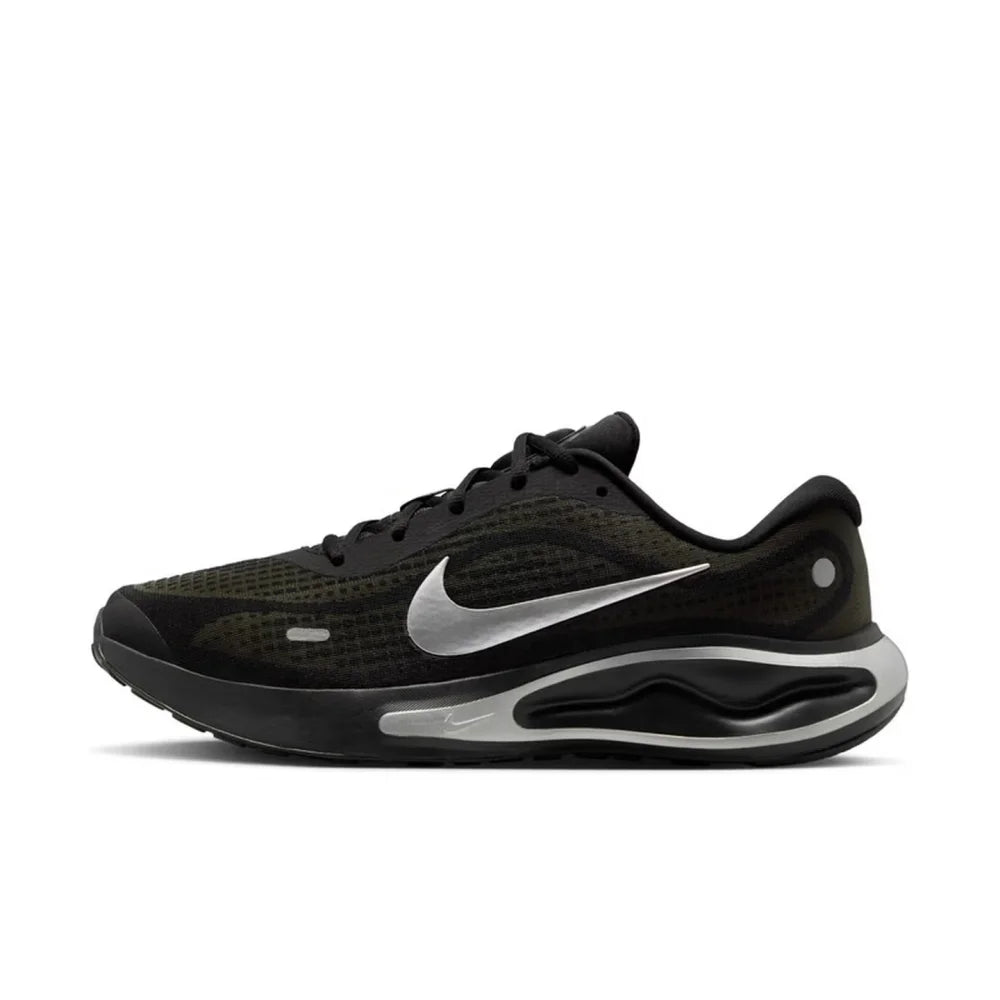Tekaske copate Nike Journey Run Udobna blaženje, protizdrsne in trpežne Idealne za vsakodnevni trening IH7329-101