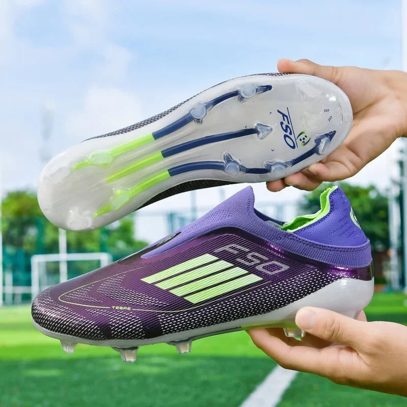 Chaussures de football pour hommes, crampons pour terrain synthétique, antidérapantes, résistantes à l'usure, respirantes, légères, pour entraînement sur gazon artificiel en extérieur.