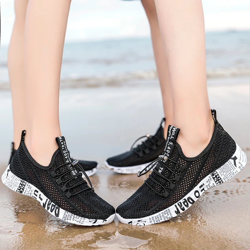 Men and Women Aqua Shoes, Wading Water Upstream Outdoor Sports Beach Sneakers, Canyoning Camping Amphibious River Tracing Creek