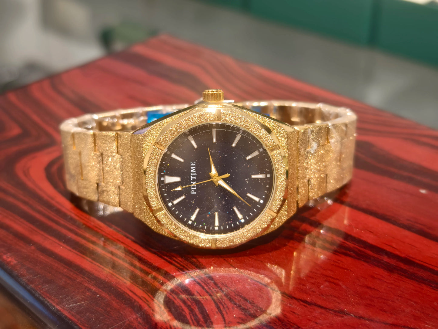 Men's wristwatch Starry Frosted Men Quartz Watch Fashion And Luxury Gentleman Watches Golden Watch Waterproof Silver Accessories