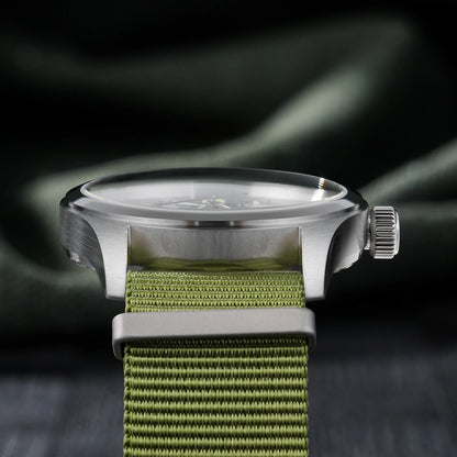 Militado ML08 38mm Quartz Watch VH31 Movement Double Domed Sapphire Crystal Wristwatch Super C3 Green Luminous Vintage Watches