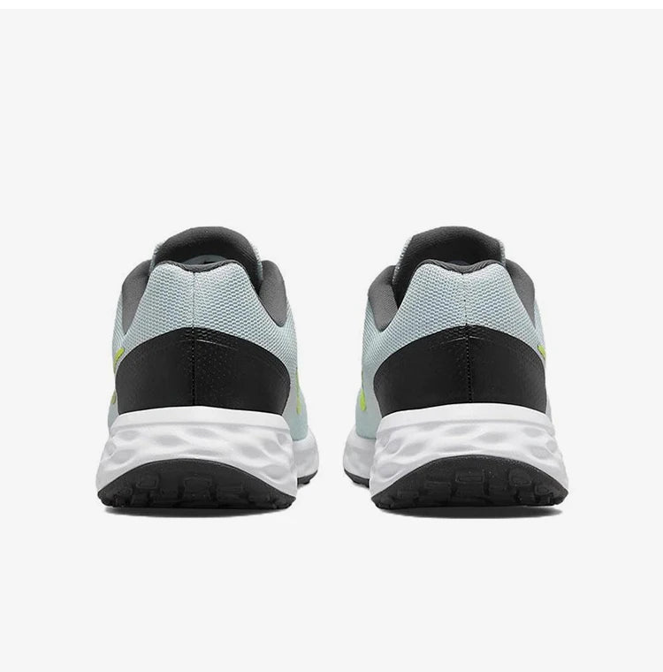 Nike originalni moški športni tekaški čevlji REVOLUTION 6 z blaženjem udarcev DR9882-001