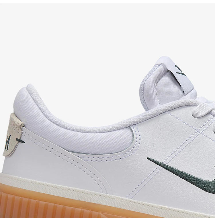 Официални леки дамски маратонки Nike Court Legacy FV5526-100