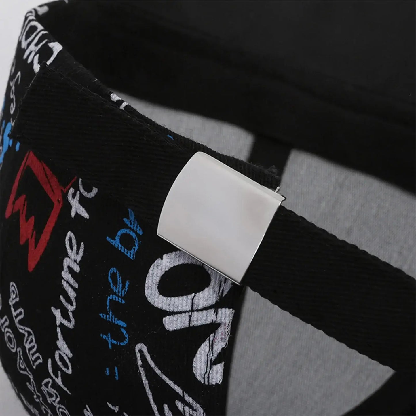 Produit gaming premium Fraquane, produits de luxe, nouvelle génération, équipement gamer : Graffiti Print Baseball Cap Adjustable Sun Protection Breathable Hat for Outdoor Activities Fishing Camping