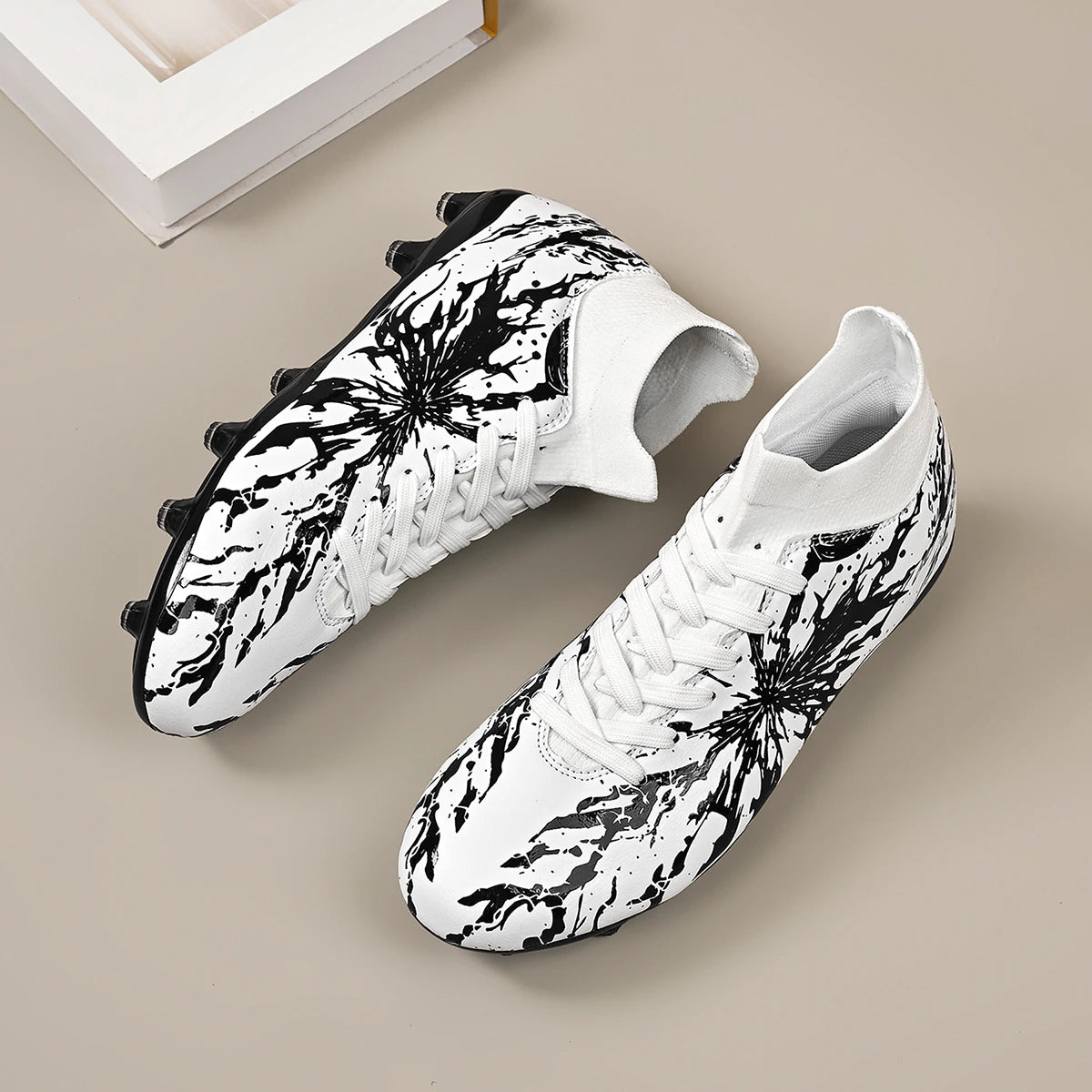 Chaussures de football pour hommes AG FG, crampons légers, semelle extérieure durable et antidérapante, tige confortable en PU, entraînement en plein air