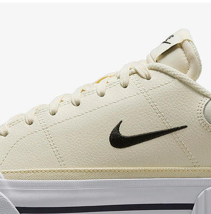 Официални леки дамски маратонки Nike Court Legacy FV5526-100