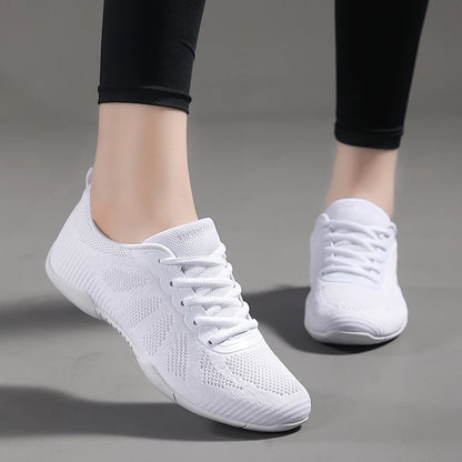 Marwoo Sneakers bianche da cheerleading per ragazze - Scarpe sportive leggere da allenamento, camminata e tennis per bambine e donne - 2316