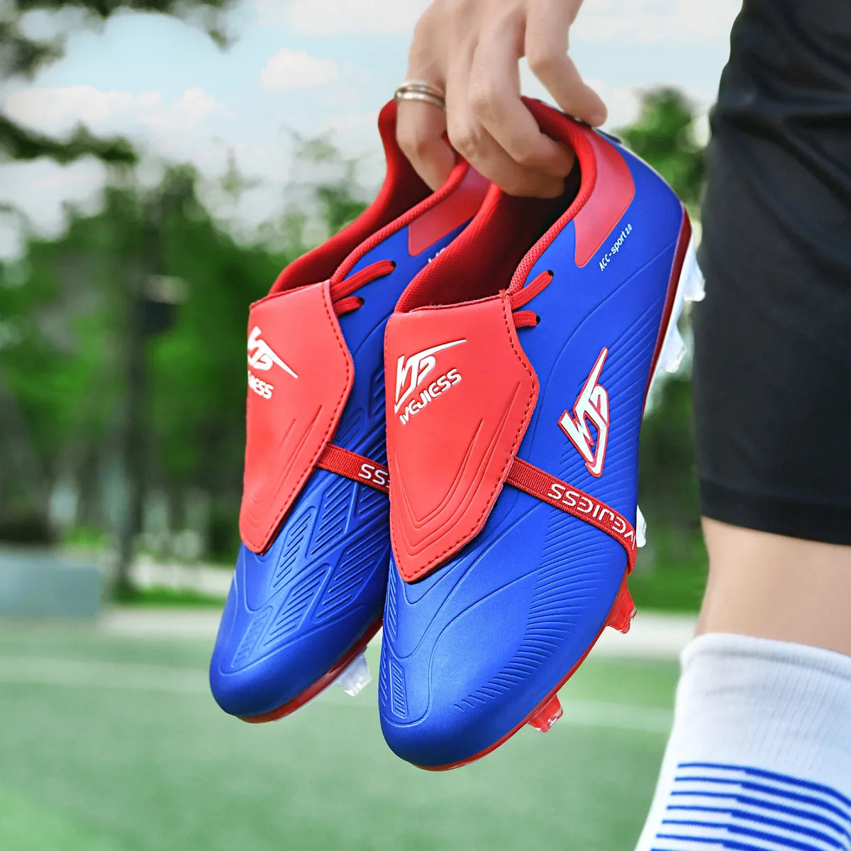 Chaussures de futsal professionnelles unisexes, très vendues, ultra-légères, TF/FG, chaussures de football de haute qualité, crampons, nouvelles chaussures de football pour femmes et hommes