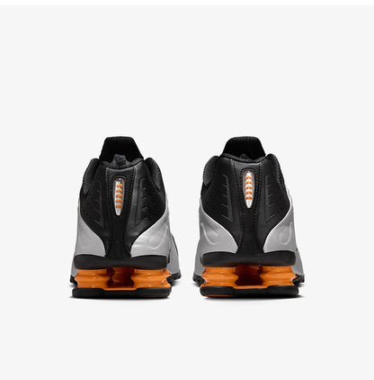 Nike Official Authentic SHOX R4 Scarpe da running sportive basse da uomo, ammortizzate e resistenti all’usura HQ1988-003