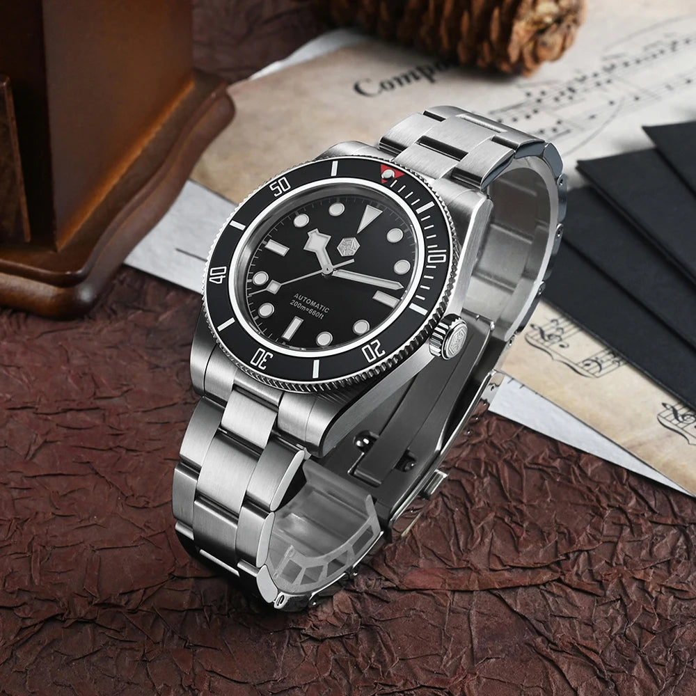 San Martin 40mm Retro Luxury Diver Watch NH35 Automatic Mechanical Watches for Men with Sapphire 200m Waterproof Luminous SN0008