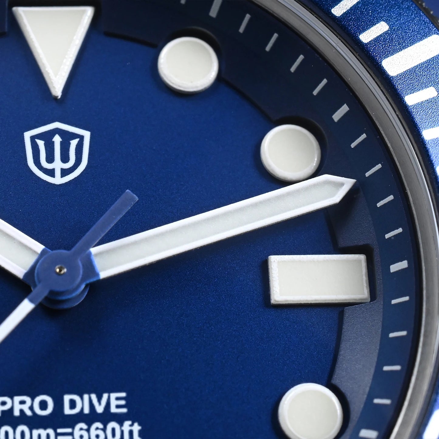 Watchdives WD1969 Pro 38mm Quartz Watch VH31 Sweep Seconds Movement 20Bar Waterproof BGW9 Blue Luminous Sapphire Glass Watches