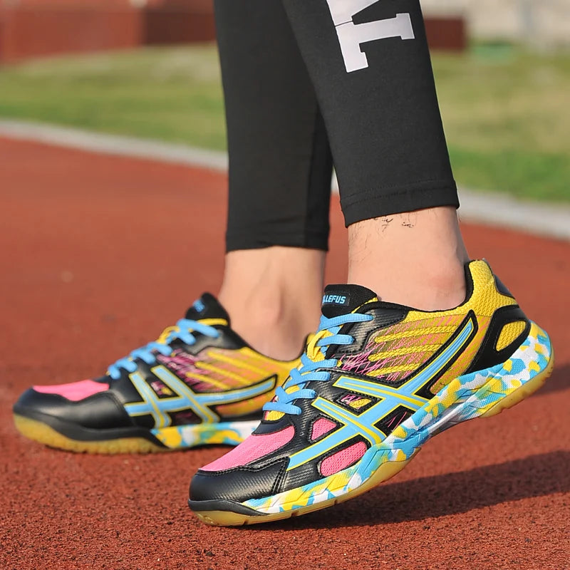 2022 new women's sneakers, men's badminton shoes, light black breathable female outdoor sports training shoes, women's athletics sports green