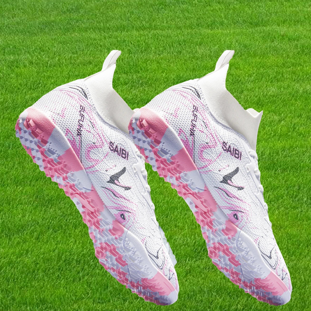 Chaussures de football, sneakers, chaussures de soccer, au-dessus de la cheville mais pas jusqu'au genou, semelle antidérapante à crampons.