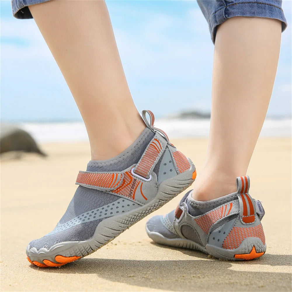 Kids Aqua Shoes Summer Beach Five Fingers Barefoot Water Shoes Swimming Lightweight Non-slip Seaside River Children Sneakers