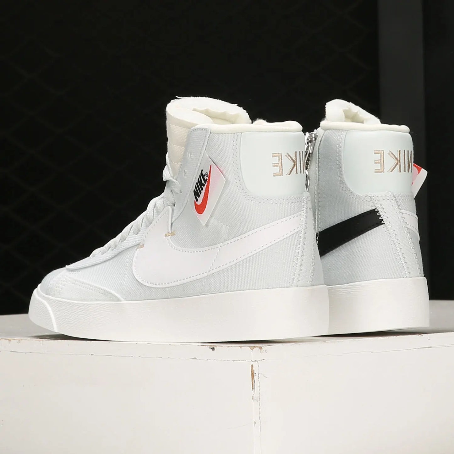 Nike genuíno Seasonal New — sapatilhas casuais de cano alto para mulher BQ4022-400