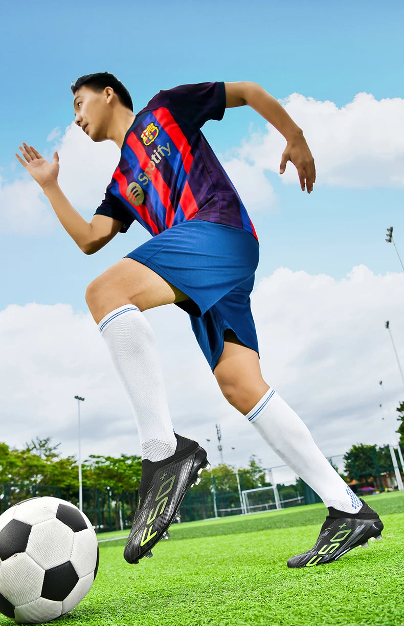 New Men Soccer Shoes Futsal Football Boots Sneakers Match Grass Cleats High-quality Non-Slip Indoor Hot-selling High-top Outdoor