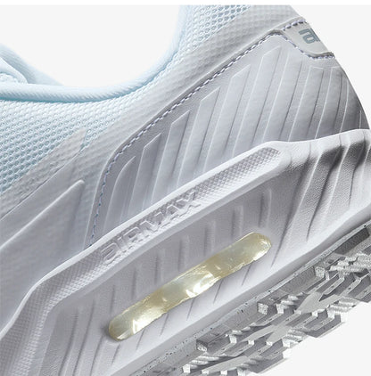 Nike originalni moški tekaški copati Air Max Bia z zračno blazino IF2624-100
