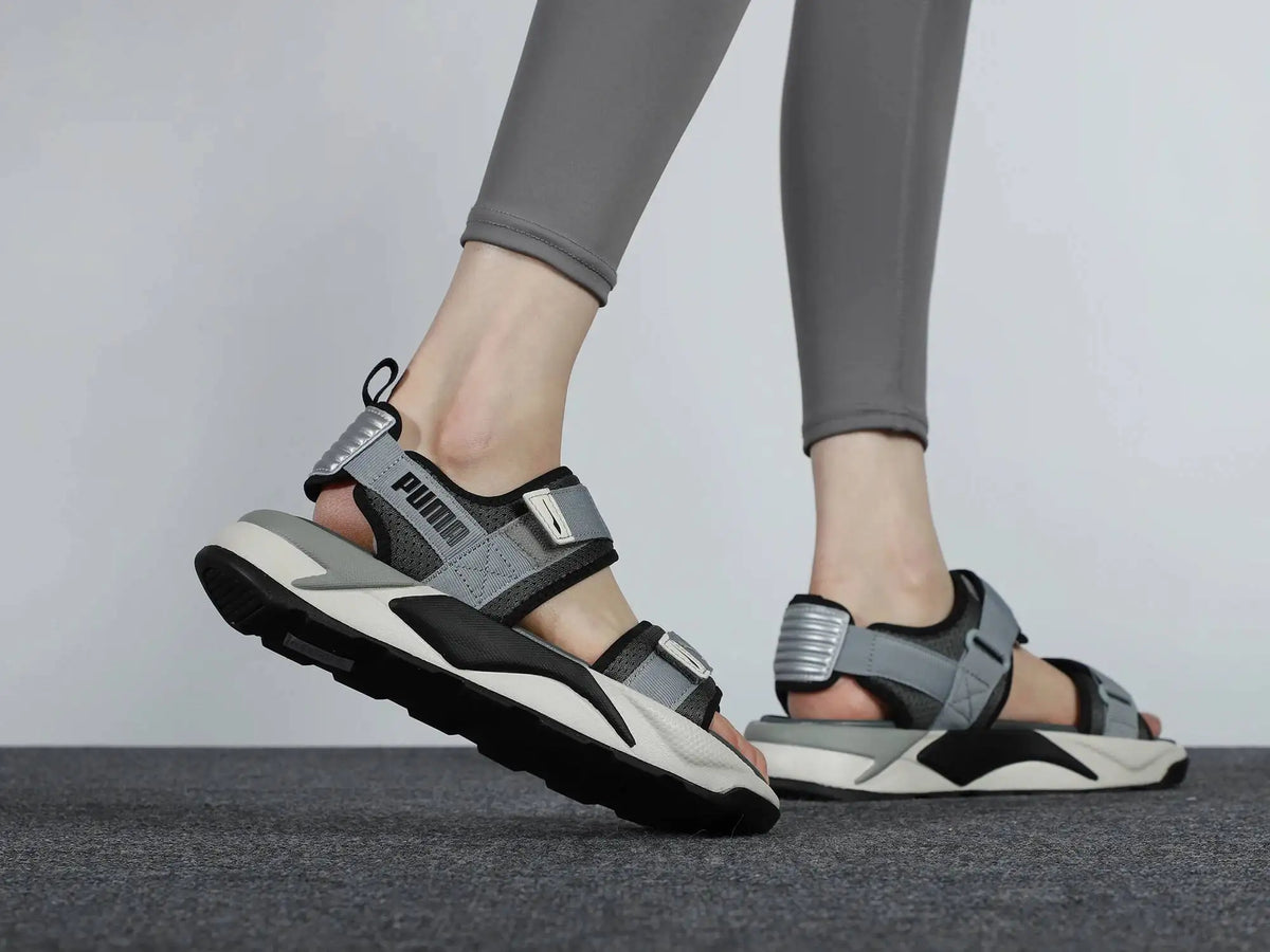 Nouvelles sandales Puma pour hommes et femmes, chaussures de plage décontractées et à la mode pour voyages en plein air, sandales pour couple 374862-04