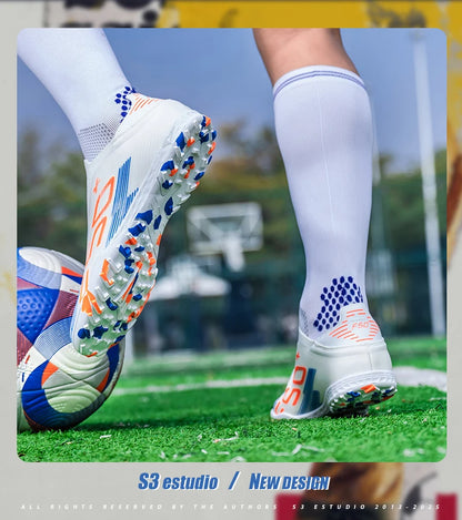 Koko 35–45 Miesten FG/TF-jalkapallokengät Futsal-ammattilaiskengät Unisex-poikien jalkapallokengät Jalkapallokengät Tennarit