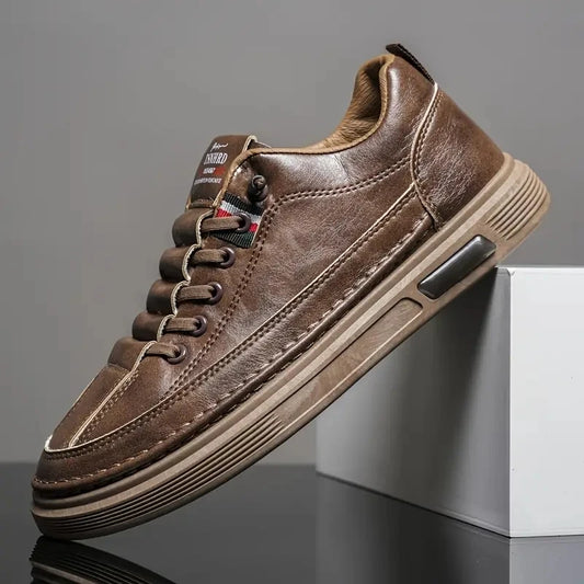 Sports and Casual Men's Shoes Skateboard Shoes Trendy Fashionable Men's Daily Casual Shoes