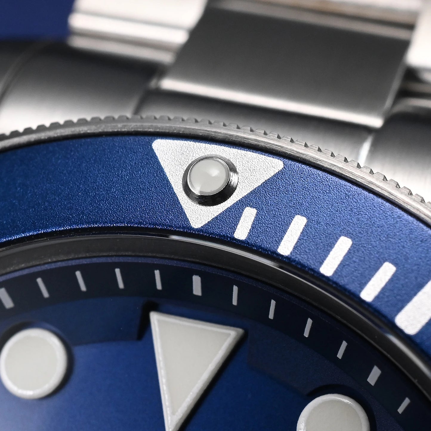 Watchdives WD1969 Pro 38mm Quartz Watch VH31 Sweep Seconds Movement 20Bar Waterproof BGW9 Blue Luminous Sapphire Glass Watches