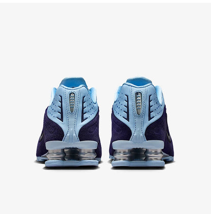 Nike Authentic W SHOX R4 ženski retro tekaški copati z oblazinjenjem HQ7739-500
