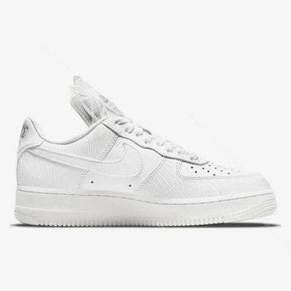 Baskets Nike Authentic Air Force1 AF1 Victory Goddess, chaussures de skate DM9461-100