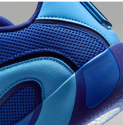 Nike Authentic Jordan moške modne košarkarske copate z oblazinjenim podplatom HQ4613-401