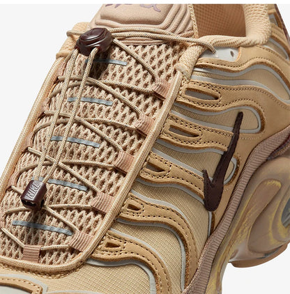Nike originalni Air Max Plus udobni moški tekaški copati FZ5049-222