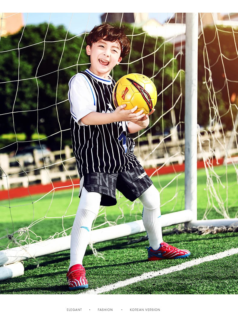 Personality Stylish and Comfortable Boys Girls Training Game Sneakers Indoor Outdoor Lawn Youth Student Soccer Shoes 25-35#