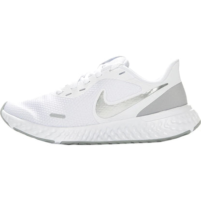 Nike uradni originalni ženski lahki tekaški copati REVOLUTION 5 s protizdrsno podlago BQ3207-100