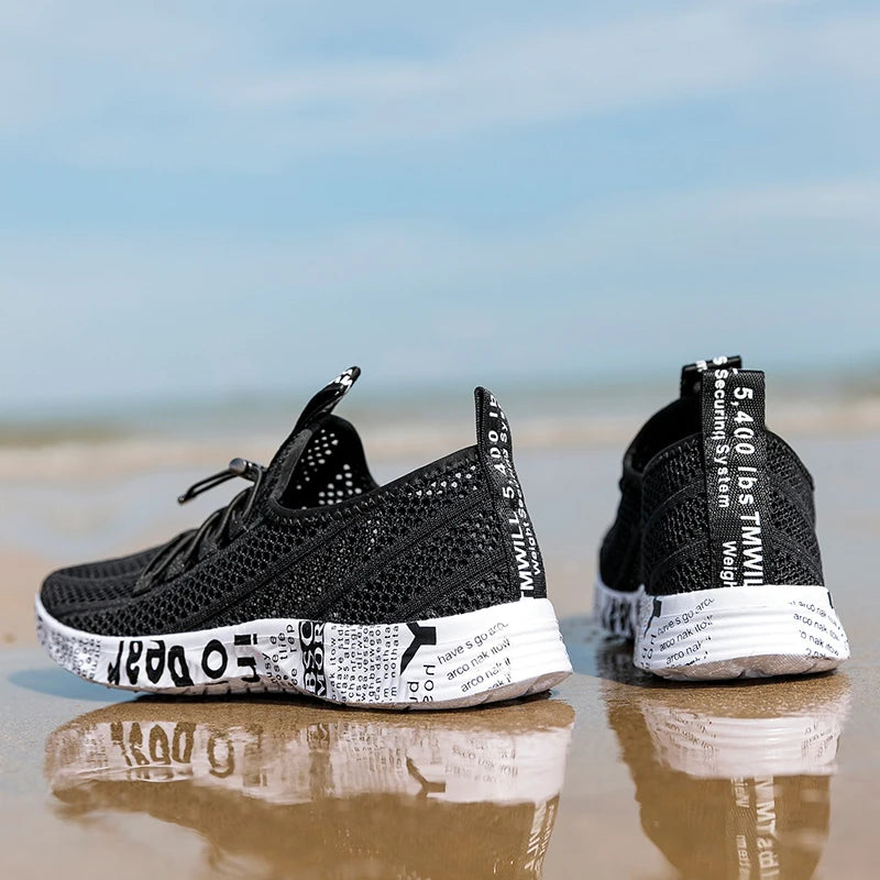 Men and Women Aqua Shoes, Wading Water Upstream Outdoor Sports Beach Sneakers, Canyoning Camping Amphibious River Tracing Creek