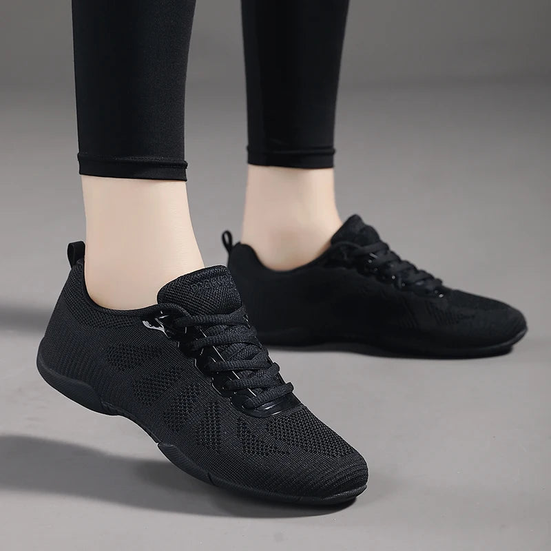Marwoo Sneakers bianche da cheerleading per ragazze - Scarpe sportive leggere da allenamento, camminata e tennis per bambine e donne - 2316