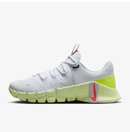 Nike originalni ženski lahki športni trening čevlji Free Metcon 5 DV3950-104