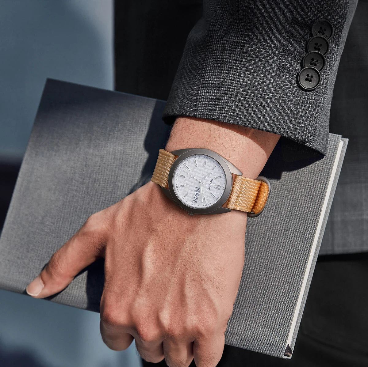 BERNY Full Titanium Men Watch Date Week Quartz Watches Calendar Sapphire Super Luminous 100M Waterproof Lightweight Wristwatch