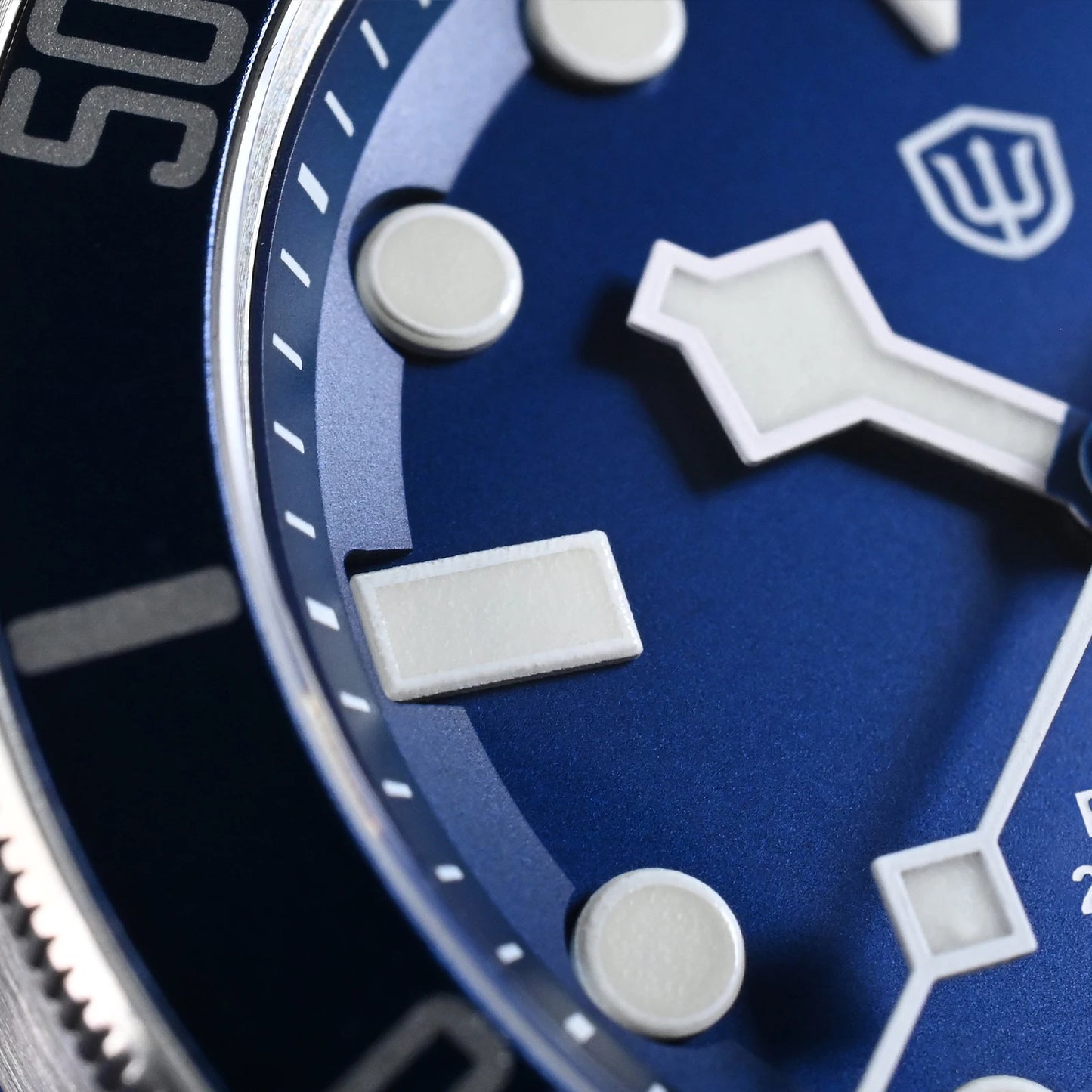 Watchdives WD1969 Pro 38mm Quartz Watch VH31 Sweep Seconds Movement 20Bar Waterproof BGW9 Blue Luminous Sapphire Glass Watches