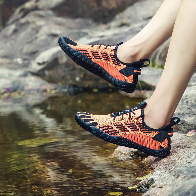 Water Shoes for Men Barefoot Beach Shoes Breathable Sport Shoes Quick Dry River White Sea Aqua Sneakers Soft Beach Sneakers